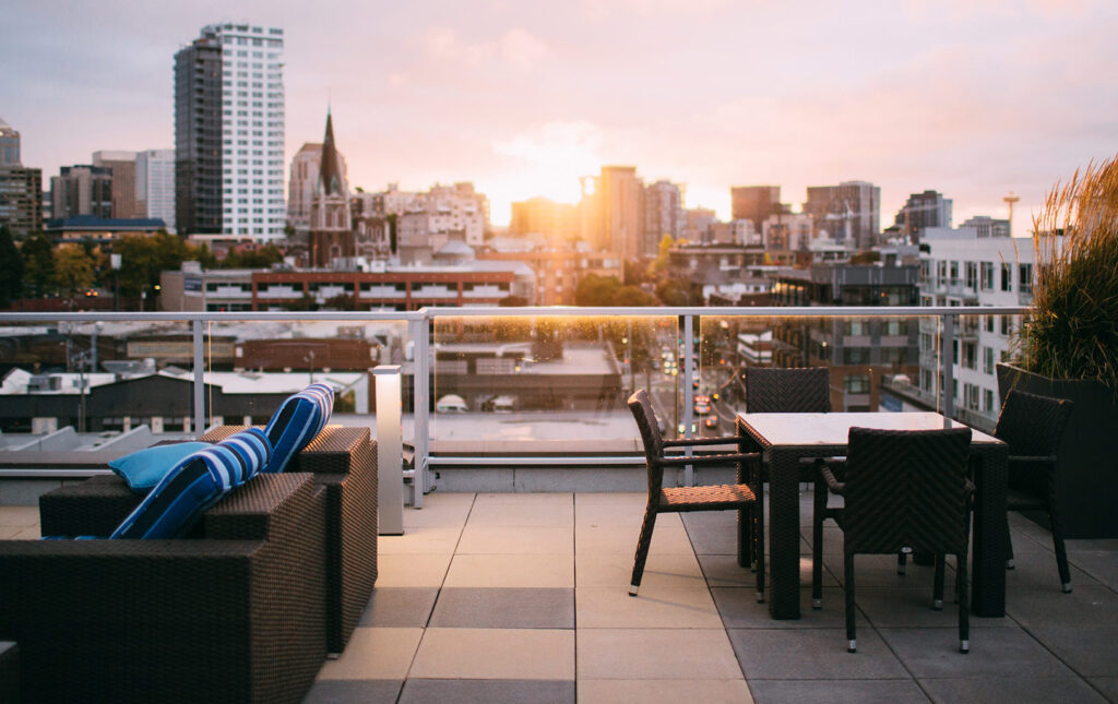 Rooftop Lounge at Louis Kienne Serviced Apartment in Singapore